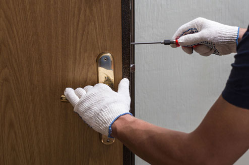 Door Repair and Replacement Service in Detroit, Michigan